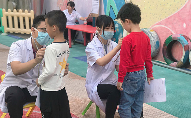 济南市儿童医院为幼儿园义诊？高效快捷晨午检还可以这样做
